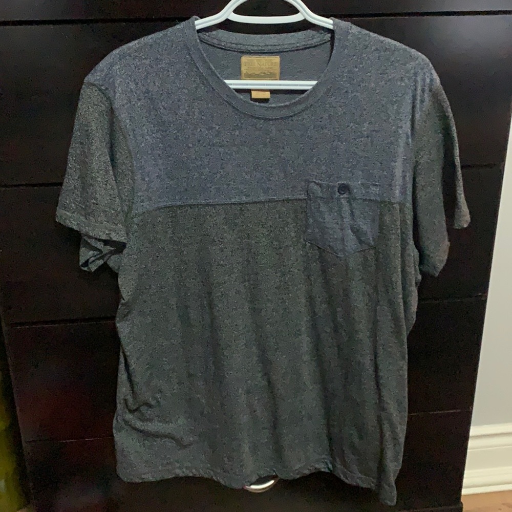 Free Nature t shirt with pocket